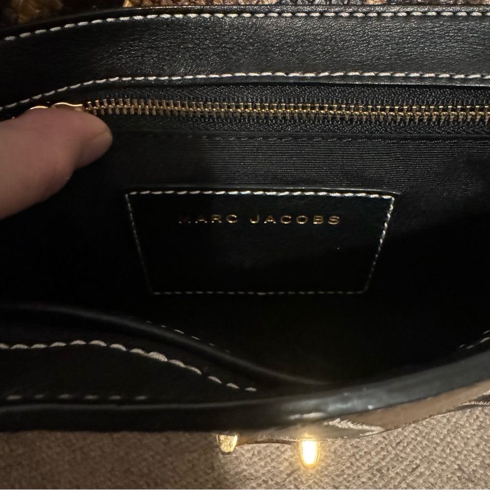 Marc Jacobs - Picture 3 of 7